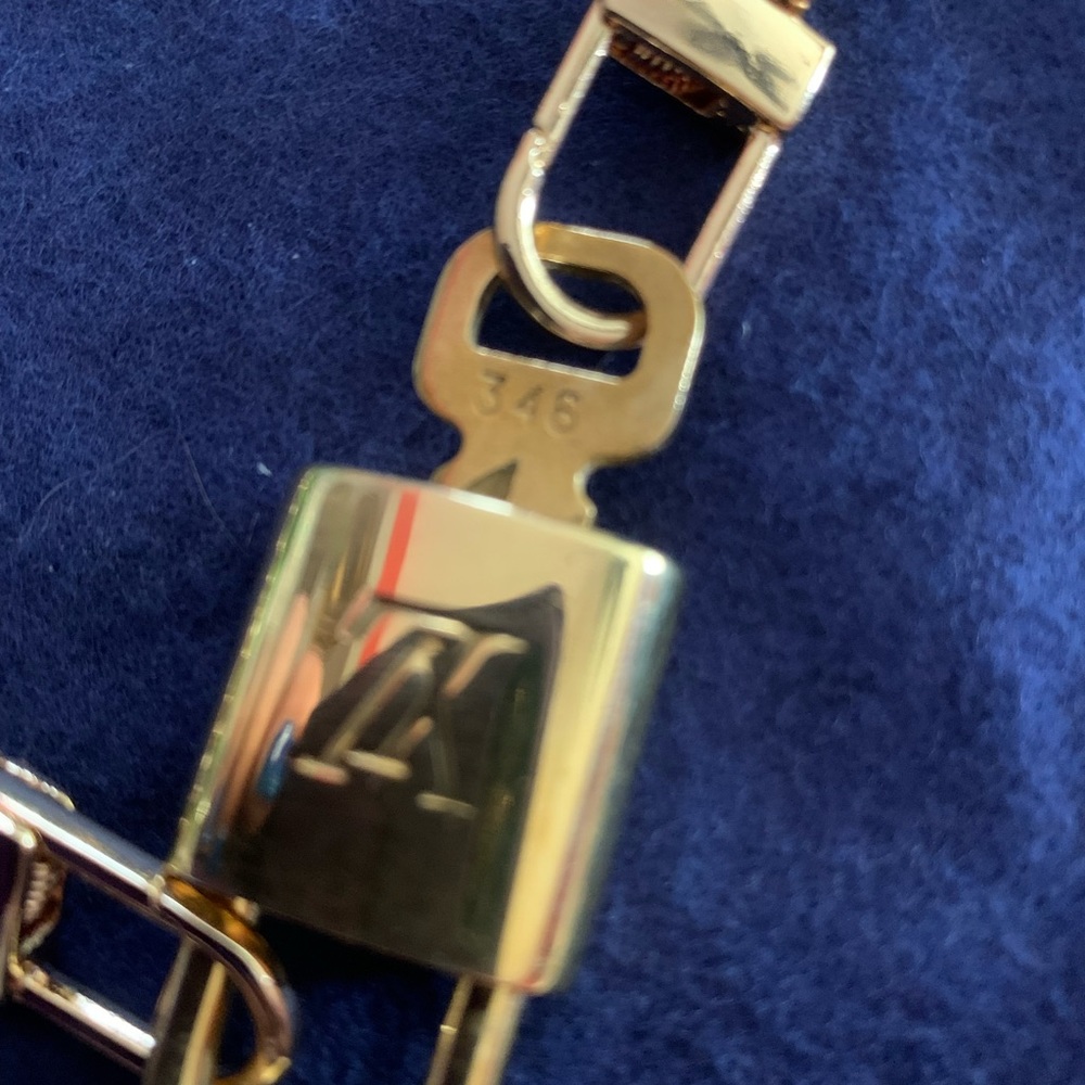Authentic Louis Vuitton Lock & Key #346 - Picture 2 of 5